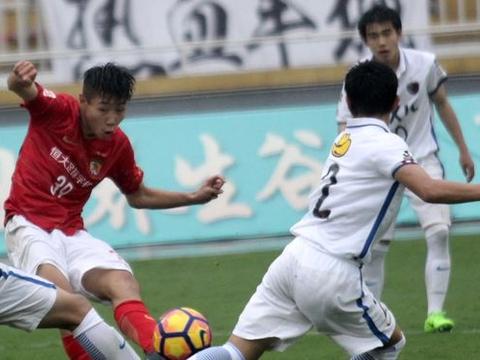 包含恒大力图击败泰达，誓取连胜的词条
