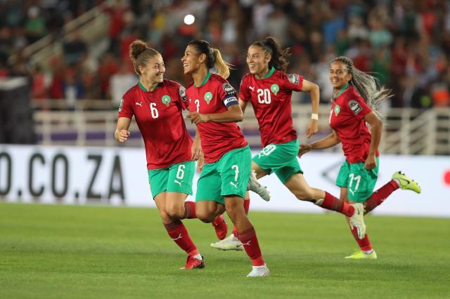 法国女足队员在国际比赛中发挥稳定